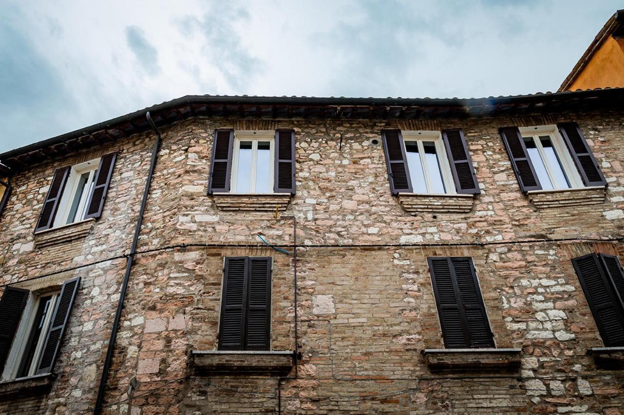 Appartement Colonia Iulia à Spello Extérieur photo